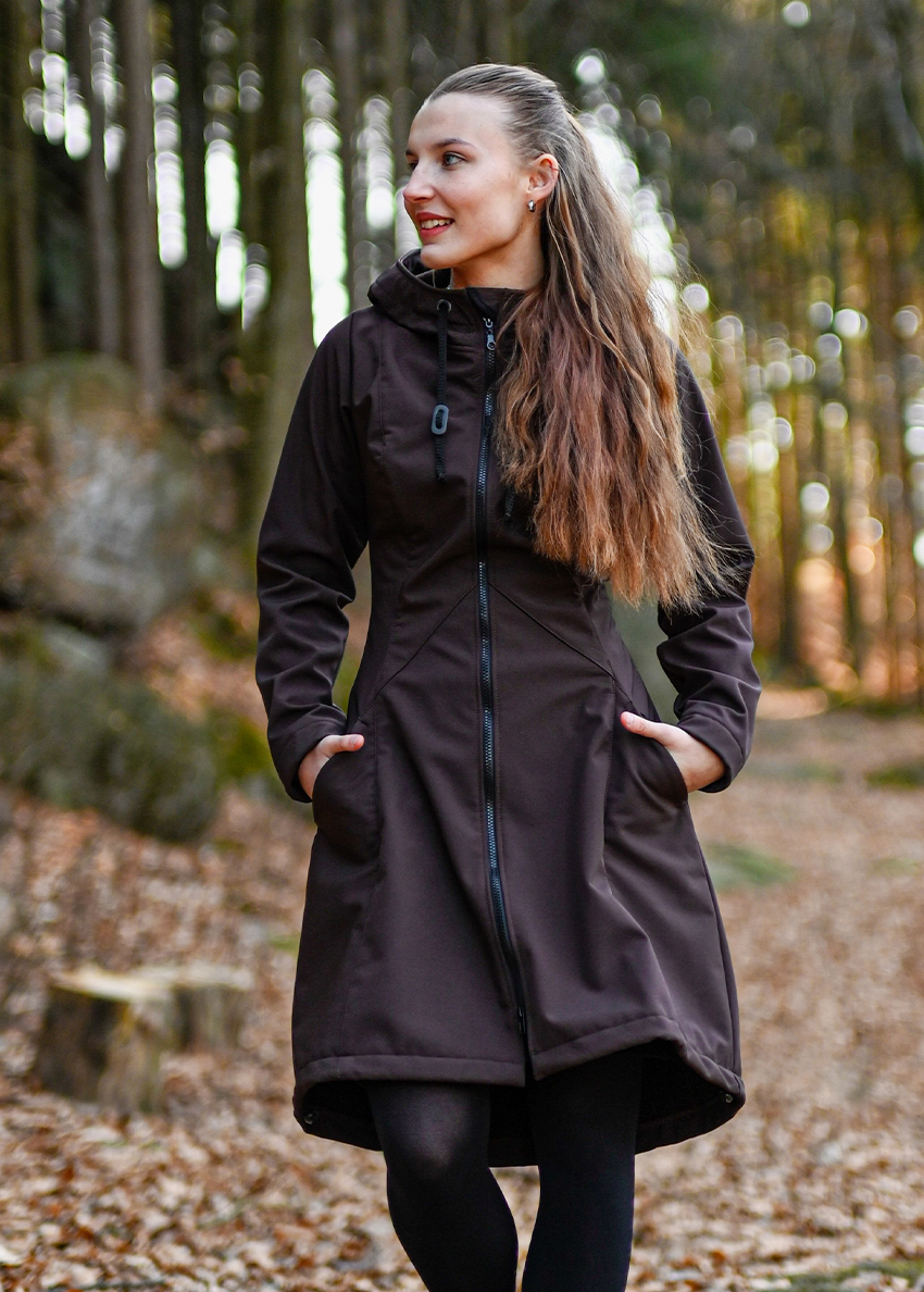 Áčkový softshellový kabát